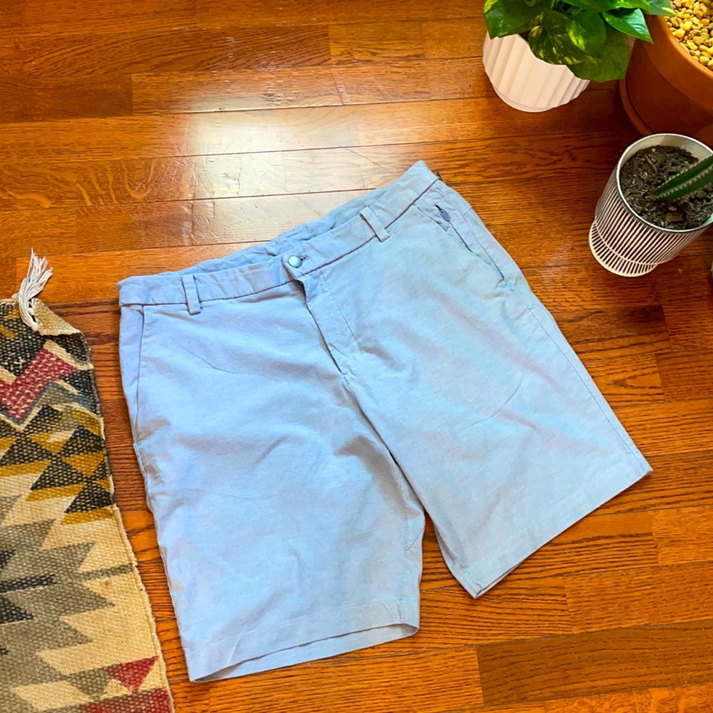 Lululemon commission oasis/dawn blue 9” qwick oxf.